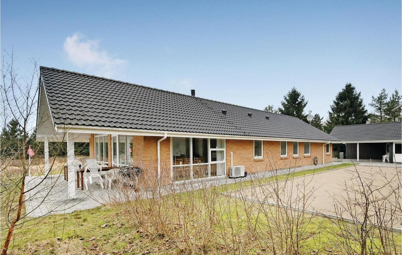 7 Bedroom Stunning Home In Herning Kølkær Exterior foto